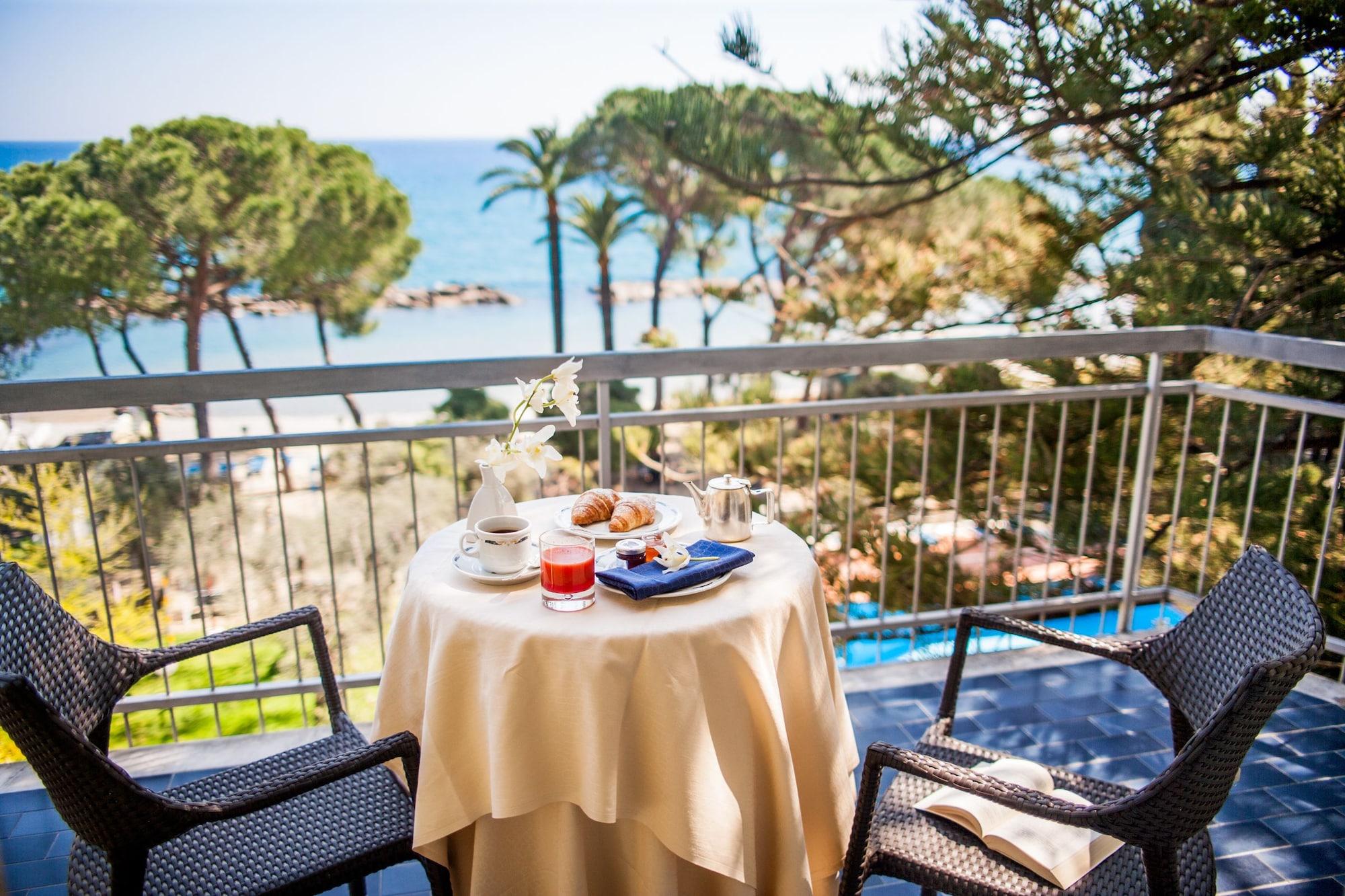 Eden Park Hotel 4*