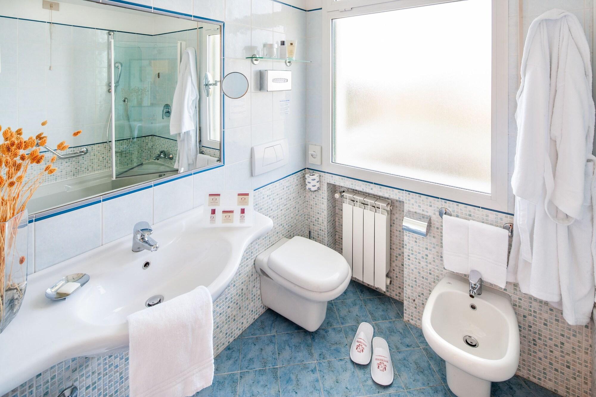 Hotel Eden Park 4*