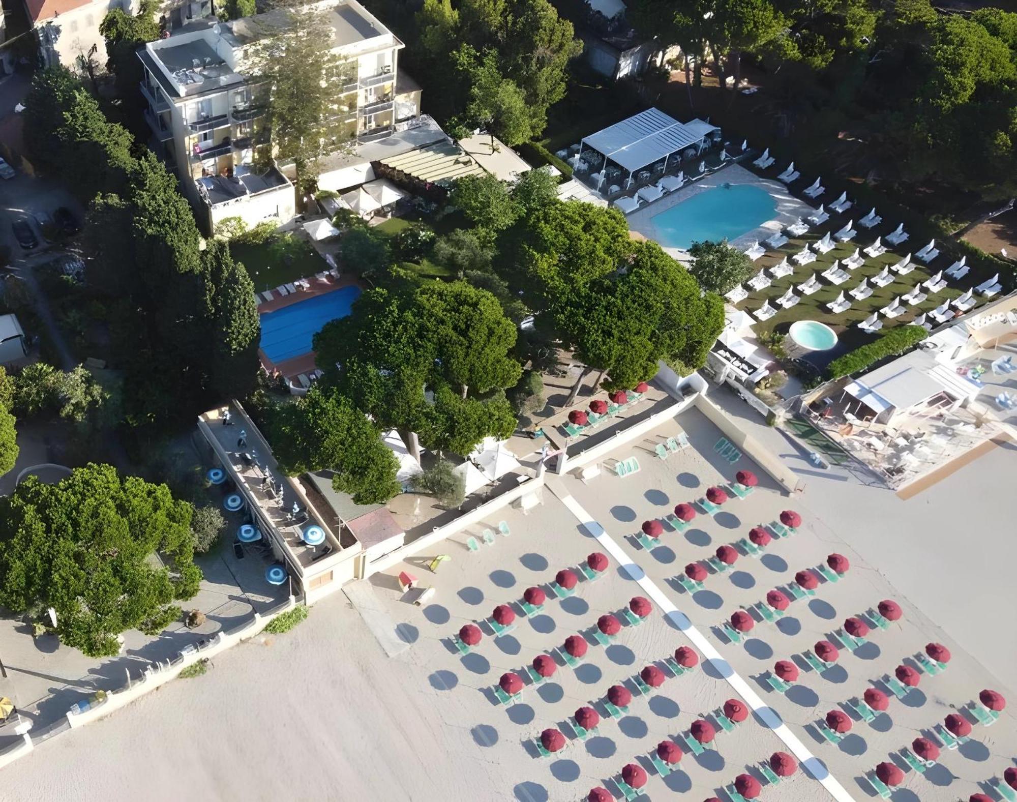 Eden Park 4*