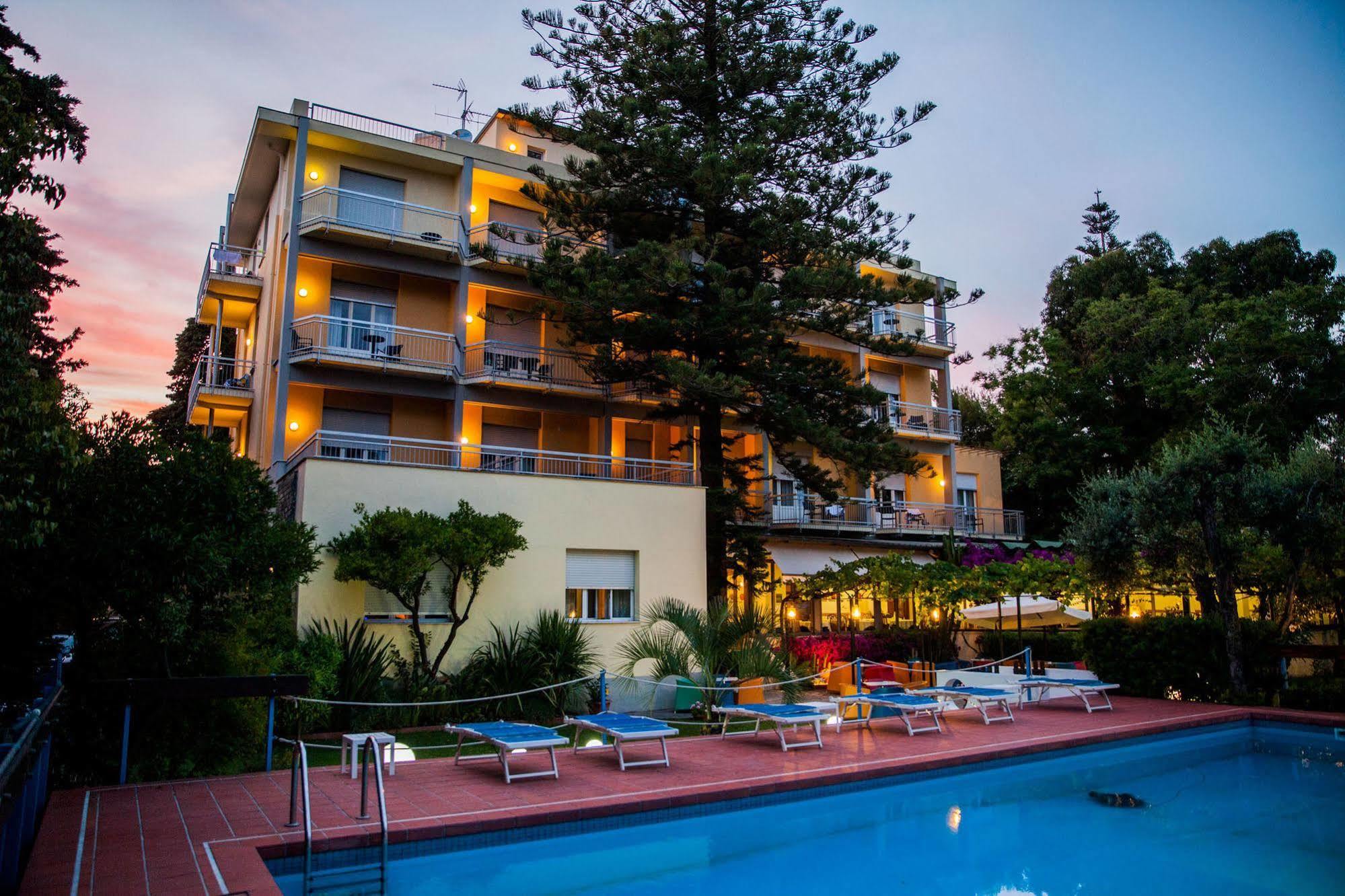 Eden Park Diano Marina